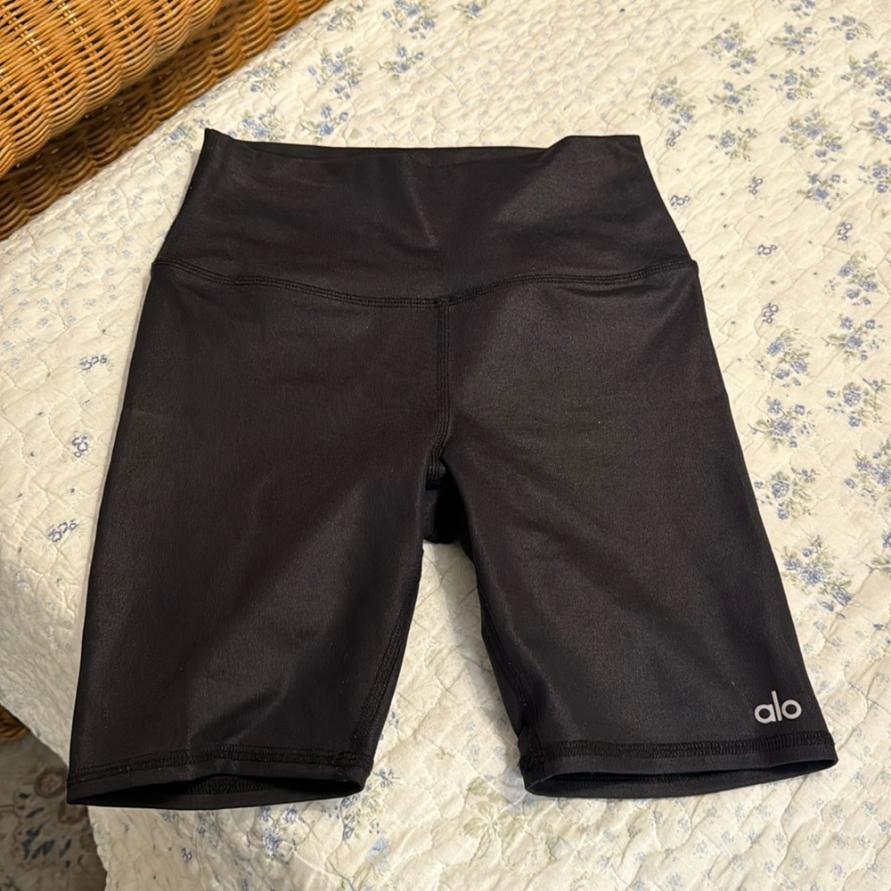 Alo biker shorts
